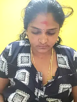 Snapshot of navyasree143 chatting on October 2025 01:52:02 AM navyasree143 online show from October 2025 01:52:02 AM