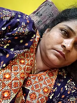 Snapshot of navyasree143 chatting on October 2025 10:43:02 PM navyasree143 online show from October 2025 10:43:02 PM