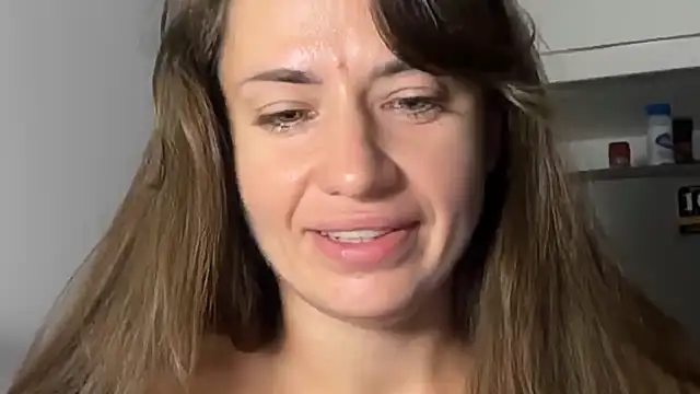 Roriann online show from March 2026 04:13:01 PM