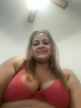 Snapshot of violetpolo chatting on October 2025 06:18:01 PM violetpolo online show from October 2025 06:18:01 PM