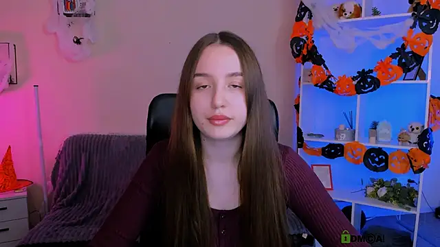 Snapshot of leslie_bird chatting on November 2025 10:17:01 AM leslie bird online show from November 2025 10:17:01 AM