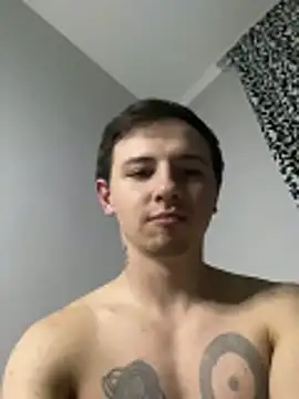 KirilStella online show from November 2025 08:32:01 PM