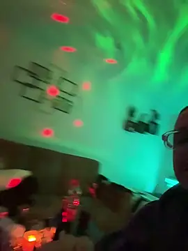 Zakmaro online show from December 2025 03:40:02 PM