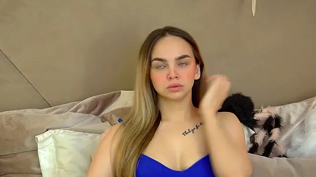 Snapshot of AnitaVenture chatting on October 2025 04:07:02 AM AnitaVenture online show from October 2025 04:07:02 AM