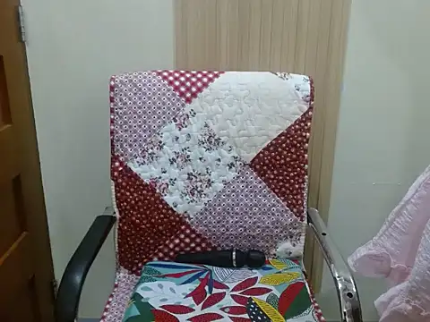 Snapshot of wildJean_Fantasy18x chatting on October 2025 11:38:02 PM wildJean Fantasy18x online show from October 2025 11:38:02 PM