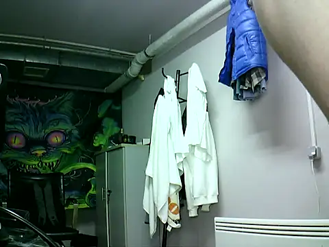 krerem online show from October 2025 03:11:02 PM