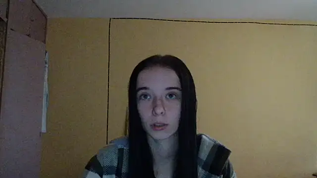 Snapshot of Emilia_Light chatting on October 2025 07:07:02 AM Emilia Light online show from October 2025 07:07:02 AM