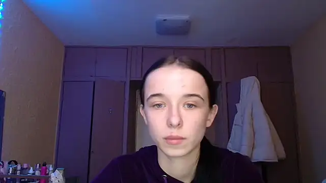 Emilia Light online show from January 2026 08:40:02 AM