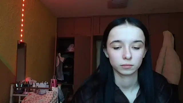 Emilia Light online show from March 2026 08:31:01 AM