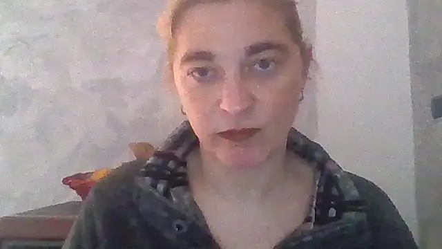 Snapshot of GoldenAngelMilf chatting on March 2026 11:06:01 AM GoldenAngelMilf online show from March 2026 11:06:01 AM