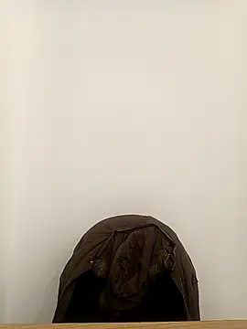 VANESSA  01 online show from November 2025 12:19:02 PM