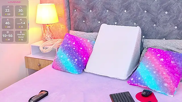 Snapshot of LiaTeylor chatting on October 2025 07:13:02 PM LiaTeylor online show from October 2025 07:13:02 PM