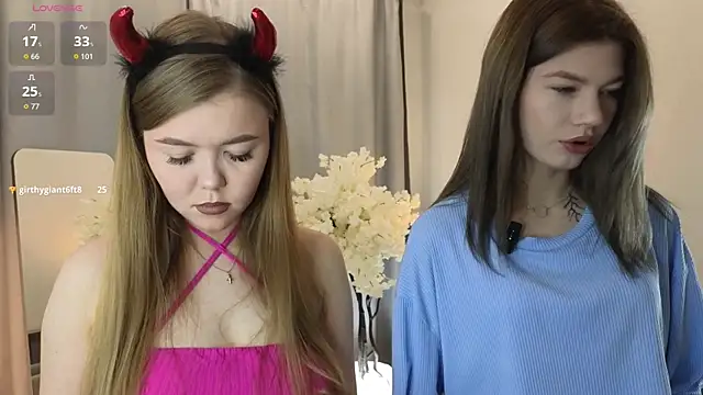 TwixieGuo online show from November 2025 10:39:02 AM