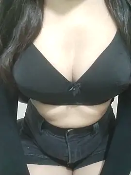 Rosie Star online show from October 2025 02:18:02 PM