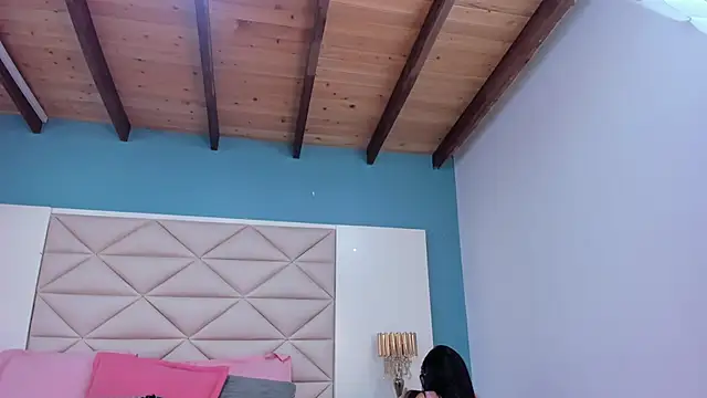 EliDurann online show from October 2025 12:30:01 PM