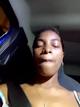 Snapshot of aliyah_decker chatting on October 2025 04:13:01 AM aliyah decker online show from October 2025 04:13:01 AM