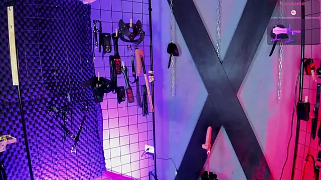 Snapshot of MissAlison_Monica_bdsm chatting on November 2025 07:02:02 PM MissAlison Monica bdsm online show from November 2025 07:02:02 PM