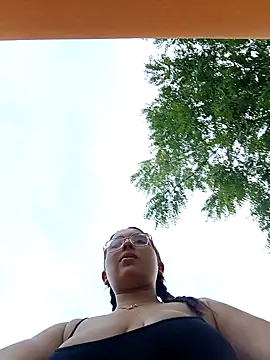 young dairy01 online show from October 2025 12:36:01 PM