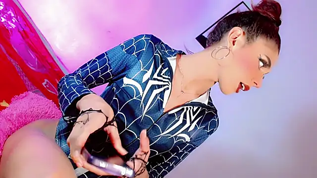 Snapshot of latina_dollsex chatting on October 2025 06:10:01 AM latina dollsex online show from October 2025 06:10:01 AM