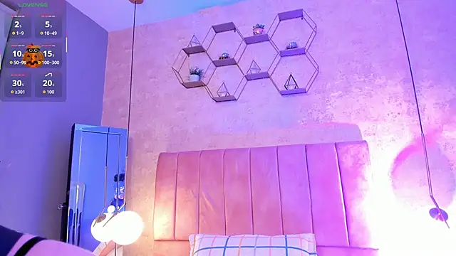 Snapshot of MAGIC_VERA chatting on October 2025 12:02:01 PM MAGIC VERA online show from October 2025 12:02:01 PM