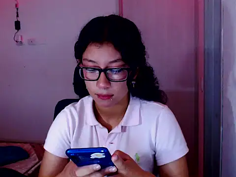 Ivonnybonn online show from January 2026 08:36:02 PM