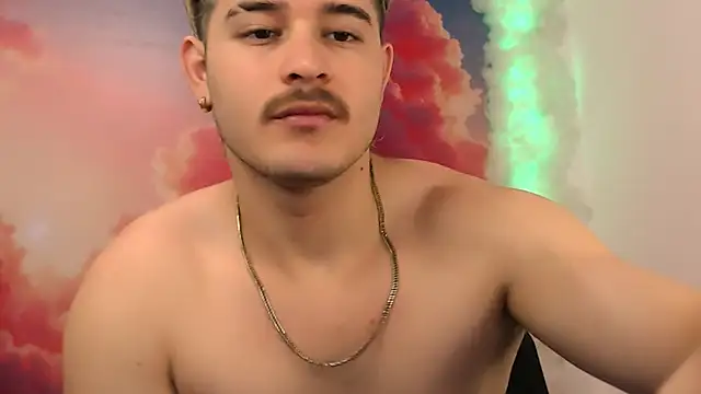 Snapshot of AlexPiersss chatting on October 2025 07:12:01 PM AlexPiersss online show from October 2025 07:12:01 PM