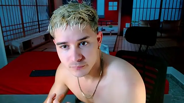 Snapshot of AlexPiersss chatting on November 2025 07:12:01 PM AlexPiersss online show from November 2025 07:12:01 PM