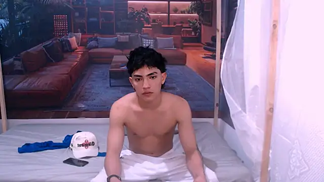 Snapshot of RomeoMillerr chatting on October 2025 07:44:01 PM RomeoMillerr online show from October 2025 07:44:01 PM