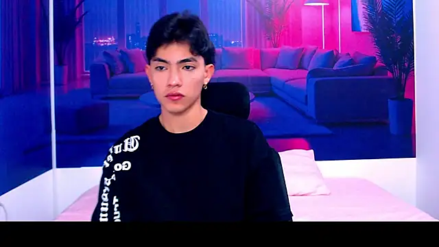 Snapshot of RomeoMillerr chatting on October 2025 07:25:02 PM RomeoMillerr online show from October 2025 07:25:02 PM