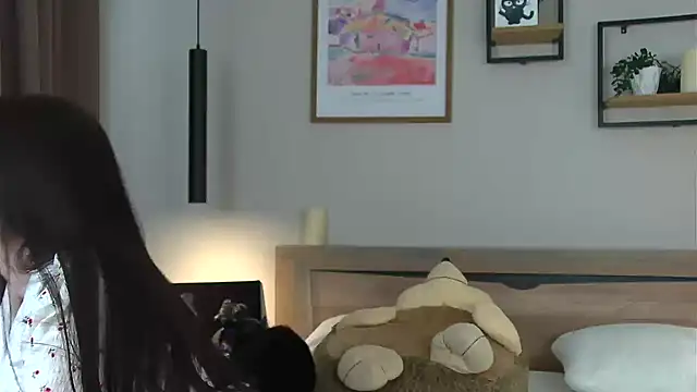 AnaMoonlight online show from April 2026 12:51:02 PM