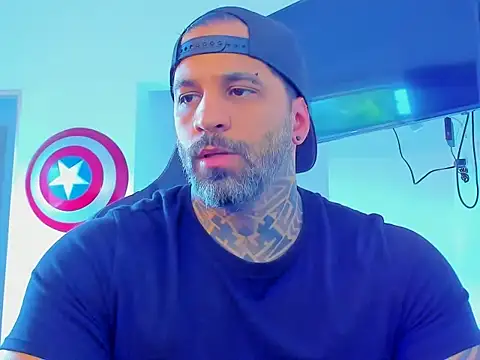 Snapshot of JoshRigby chatting on November 2025 07:37:01 PM JoshRigby online show from November 2025 07:37:01 PM