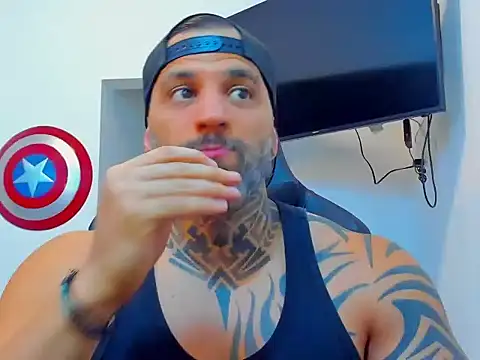 Snapshot of JoshRigby chatting on November 2025 08:54:02 PM JoshRigby online show from November 2025 08:54:02 PM