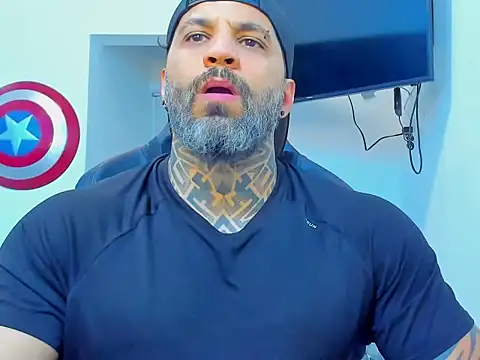 Snapshot of JoshRigby chatting on December 2025 08:03:01 PM JoshRigby online show from December 2025 08:03:01 PM