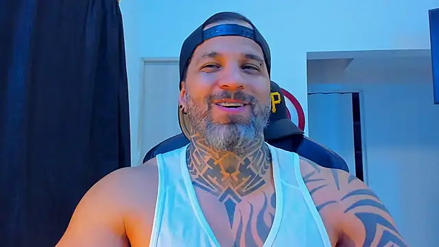 Snapshot of JoshRigby chatting on March 2026 08:15:01 PM JoshRigby online show from March 2026 08:15:01 PM