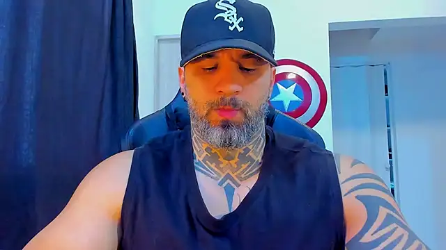 Snapshot of JoshRigby chatting on March 2026 06:37:01 PM JoshRigby online show from March 2026 06:37:01 PM