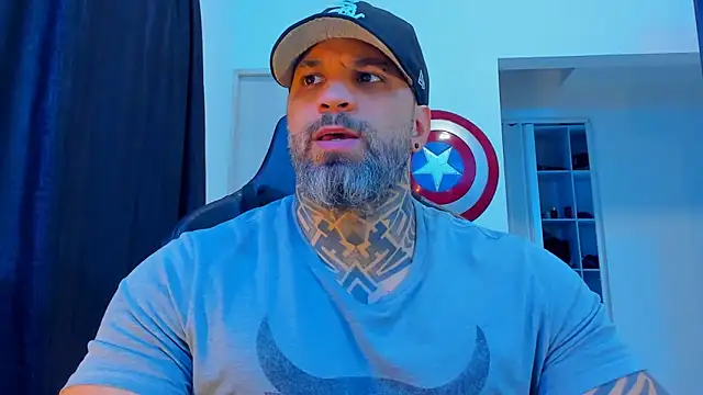 Snapshot of JoshRigby chatting on March 2026 06:55:02 PM JoshRigby online show from March 2026 06:55:02 PM