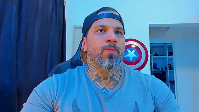 Snapshot of JoshRigby chatting on March 2026 07:52:02 PM JoshRigby online show from March 2026 07:52:02 PM