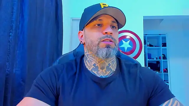 Snapshot of JoshRigby chatting on March 2026 08:02:02 PM JoshRigby online show from March 2026 08:02:02 PM