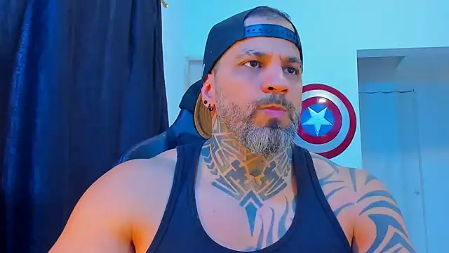 Snapshot of JoshRigby chatting on March 2026 08:01:01 PM JoshRigby online show from March 2026 08:01:01 PM