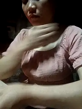 bree-zz online show from May 2026 10:07:01 PM