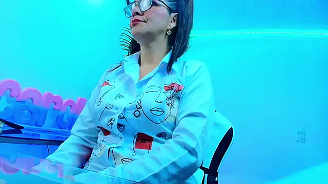 Carol Miss2 online show from October 2025 10:43:02 AM