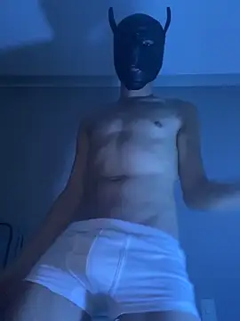 Snapshot of zamir333 chatting on October 2025 08:35:02 AM zamir333 online show from October 2025 08:35:02 AM