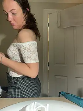 sexybriiiixoxo online show from May 2026 10:15:02 PM