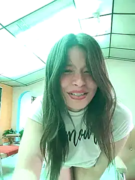 Snapshot of Dulce_bonitaxxx chatting on September 2025 04:56:01 PM Dulce bonitaxxx online show from September 2025 04:56:01 PM