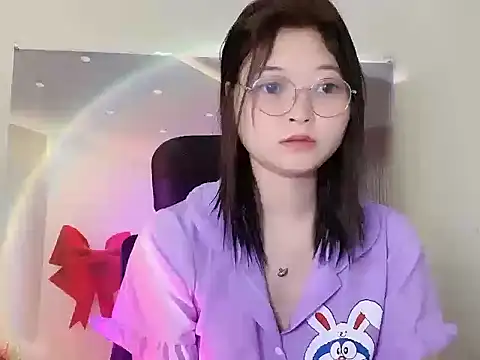 Snapshot of petite01 chatting on September 2025 05:50:01 PM petite01 online show from September 2025 05:50:01 PM