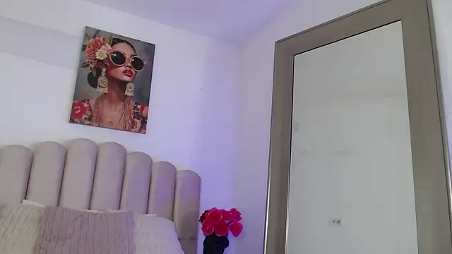 isa bigassx online show from December 2025 04:54:01 AM