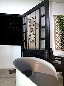 hot pleaser1   online show from September 2025 05:12:01 AM