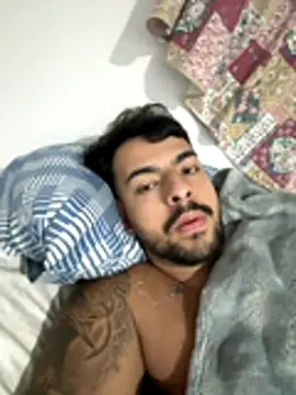 artzin2334 online show from November 2025 05:39:02 AM