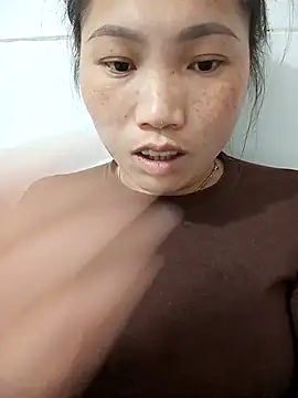 min-xinh online show from November 2025 03:18:02 AM