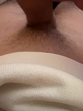 AlbertoRuiz086 online show from February 2026 06:36:01 PM